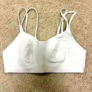 Lululemon Like a Cloud Bra in white size 8, light support B/C cup